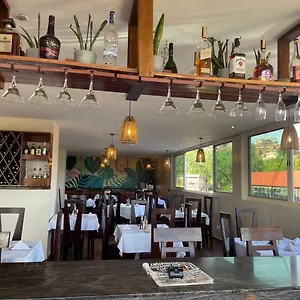 https://arcadia-suites.about-kampalahotels.com